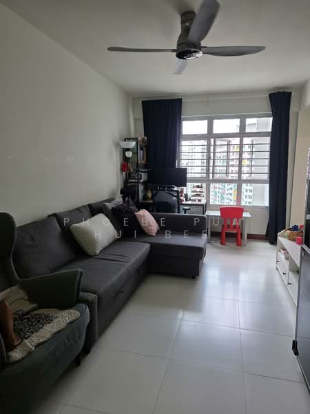 450A Sengkang West Way, 450A Sengkang West Way, 2 Bedrooms, 721 sqft, HDB Flat For Sale, by Phoebe Pua Hui Bee, 500149587 - Living Room - PropertyGuru.com.sg