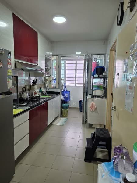 450A Sengkang West Way, 450A Sengkang West Way, 2 Bedrooms, 721 sqft, HDB Flat For Sale, by Phoebe Pua Hui Bee, 500149587 - Kitchen - PropertyGuru.com.sg