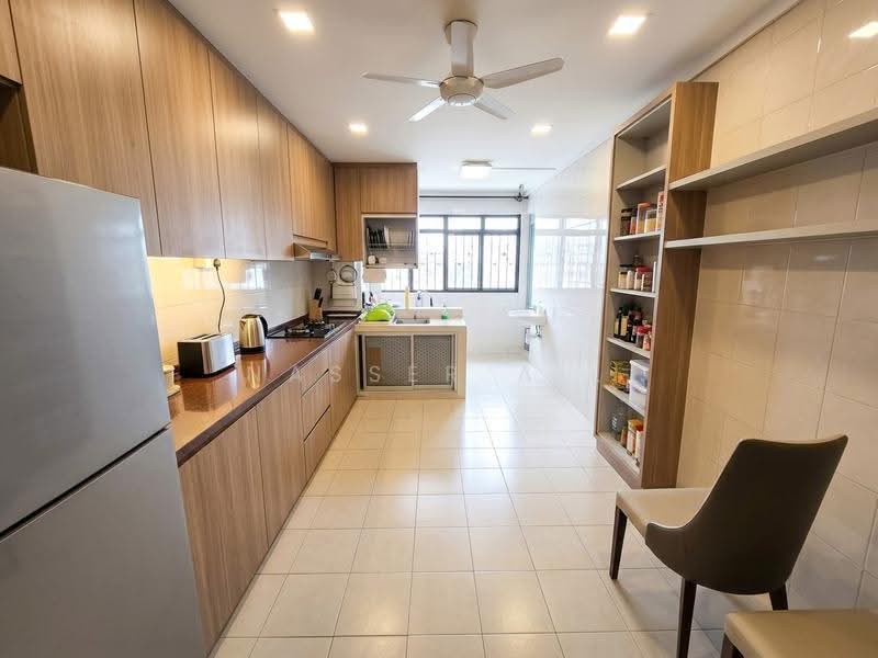 711 Yishun Avenue 5, 711 Yishun Avenue 5, Sembawang / Yishun, 2 Bedrooms, 721 sqft, HDB Flat For Sale, by Nasser A L, 500149590 - Kitchen - PropertyGuru.com.sg