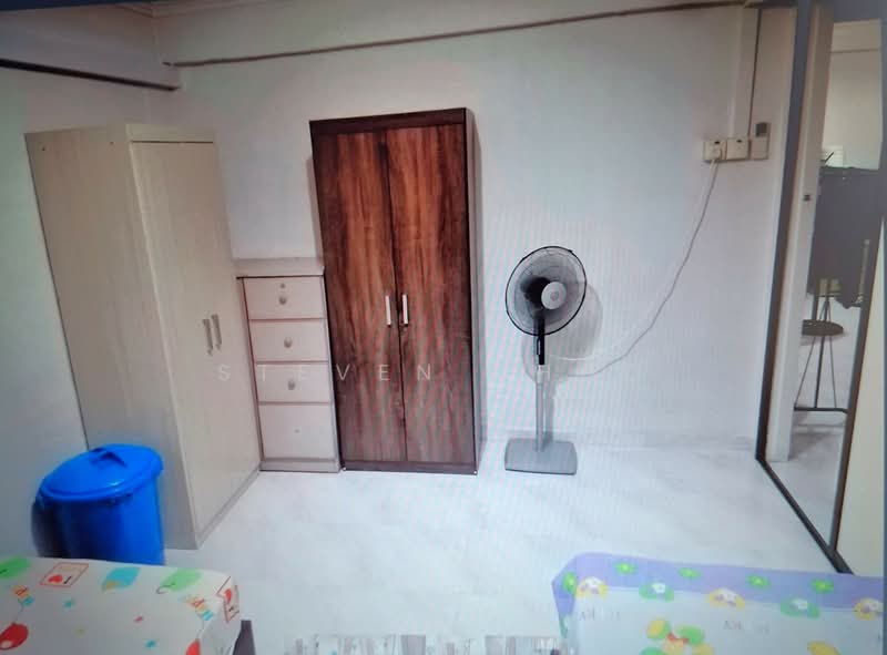 37 Teban Gardens Road, 37 Teban Gardens Road, Room Rental, 120 sqft, HDB Flat For Rent, by Steven Choo, 500149592 - Bedroom - PropertyGuru.com.sg