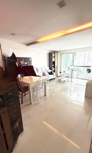 Pinnacle @ Duxton, 1 Cantonment Road, 3 Bedrooms, 1,023 sqft, HDB Flat For Sale, by Amy Zeng 房姐姐, 500149595 - Living Room - PropertyGuru.com.sg
