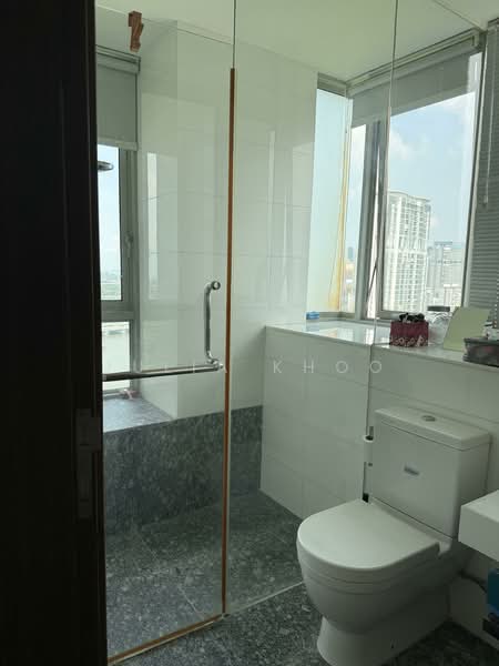 The Riverine By The Park, 398 Kallang Road, 3 Bedrooms, 1,205 sqft, Apartment For Rent, by Julia Khoo, 500149600 - Bathroom - PropertyGuru.com.sg