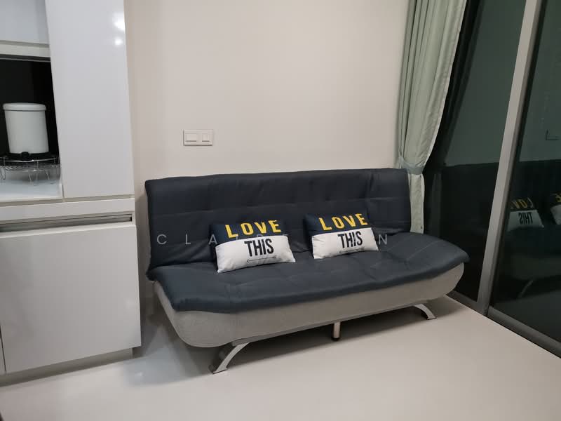 Spottiswoode Suites, 16 Spottiswoode Park Road, 1 Bedroom, 441 sqft, Apartment For Sale, by Claire Tan, 500149606 - Living Room - PropertyGuru.com.sg