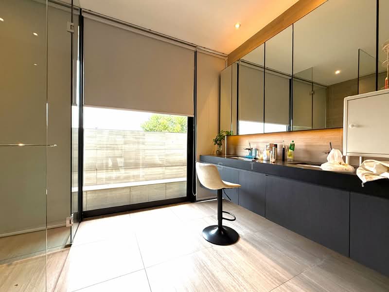 Frankel Avenue, Changi Road, Jalan Kembangan, Siglap Plain, Jln Senyum, , 5 Bedrooms, 4,364 sqft, Detached House For Sale, by Marcus T, 500149612 - Bathroom - PropertyGuru.com.sg