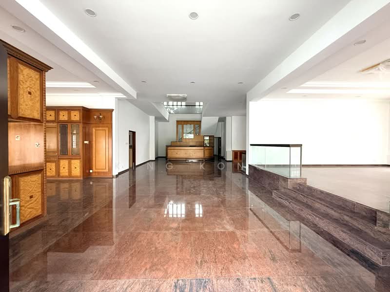 Goodman vicinity GCB, , 6 Bedrooms, 10,000 sqft, Bungalow House For Sale, by King Kong, 500149619 - Living Hall - PropertyGuru.com.sg