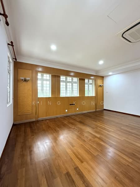 Goodman vicinity GCB, , 6 Bedrooms, 10,000 sqft, Bungalow House For Sale, by King Kong, 500149619 - Bedroom - PropertyGuru.com.sg