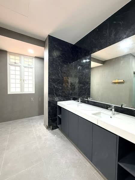 Goodman vicinity GCB, , 6 Bedrooms, 10,000 sqft, Bungalow House For Sale, by King Kong, 500149619 - Bathroom - PropertyGuru.com.sg