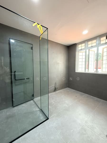 Goodman vicinity GCB, , 6 Bedrooms, 10,000 sqft, Bungalow House For Sale, by King Kong, 500149619 - Bathroom - PropertyGuru.com.sg