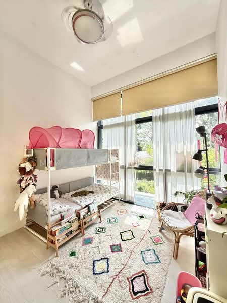d'Leedon (Former Farrer Court), 11 Leedon Heights, 3 Bedrooms, 4,080 sqft, Condominium For Rent, by Marvin Ng K H, 500149620 - Bedroom - PropertyGuru.com.sg