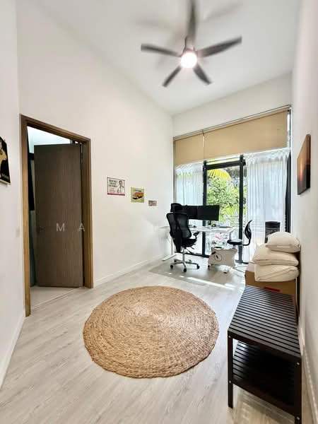 d'Leedon (Former Farrer Court), 11 Leedon Heights, 3 Bedrooms, 4,080 sqft, Condominium For Rent, by Marvin Ng K H, 500149620 - Study - PropertyGuru.com.sg