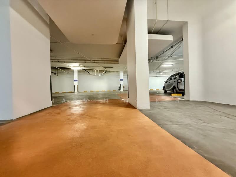 d'Leedon (Former Farrer Court), 11 Leedon Heights, 3 Bedrooms, 4,080 sqft, Condominium For Rent, by Marvin Ng K H, 500149620 - Car Park - PropertyGuru.com.sg