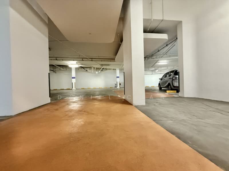 d'Leedon (Former Farrer Court), 11 Leedon Heights, 4 Bedrooms, 4,048 sqft, Condominium For Rent, by Daniel Chan, 500149631 - Car Park - PropertyGuru.com.sg