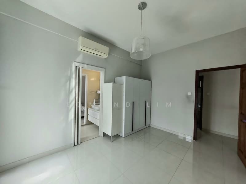Chiltern Park, 131 Serangoon Avenue 3, 3 Bedrooms, 1,572 sqft, Condominium For Rent, by Edmund Lim, 500149633 - Bedroom - PropertyGuru.com.sg