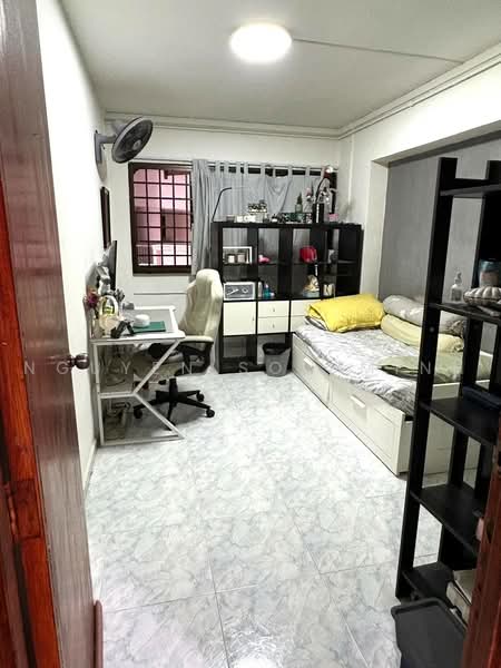288G Bukit Batok Street 25, 288G Bukit Batok Street 25, 3 Bedrooms, 1,292 sqft, HDB Flat For Sale, by Nguyen Son Minh, 500149637 - Bedroom - PropertyGuru.com.sg