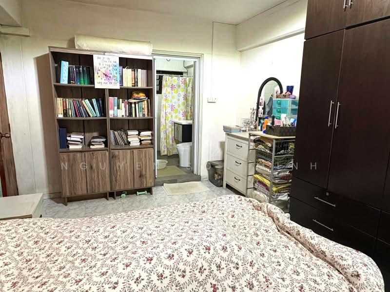 288G Bukit Batok Street 25, 288G Bukit Batok Street 25, 3 Bedrooms, 1,292 sqft, HDB Flat For Sale, by Nguyen Son Minh, 500149637 - Bedroom - PropertyGuru.com.sg
