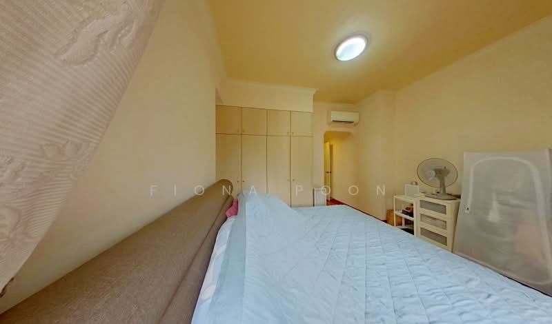 Seasons View, 5 Pemimpin Drive, 2 Bedrooms, 969 sqft, Condominium For Sale, by Fiona Poon, 500149653 - PropertyGuru.com.sg