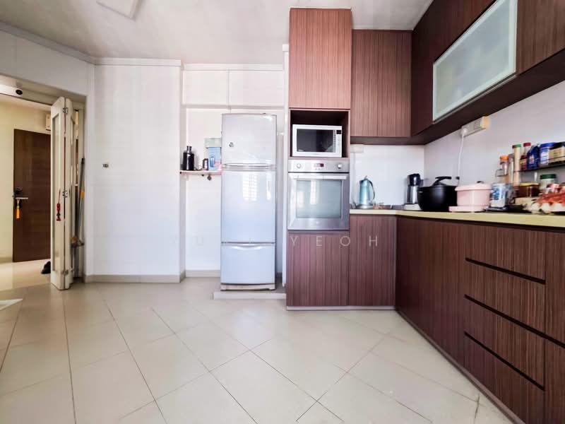 192C Rivervale Drive, 192C Rivervale Drive, 3 Bedrooms, 1,238 sqft, HDB Flat For Sale, by Yuki Yeoh, 500149654 - Kitchen - PropertyGuru.com.sg