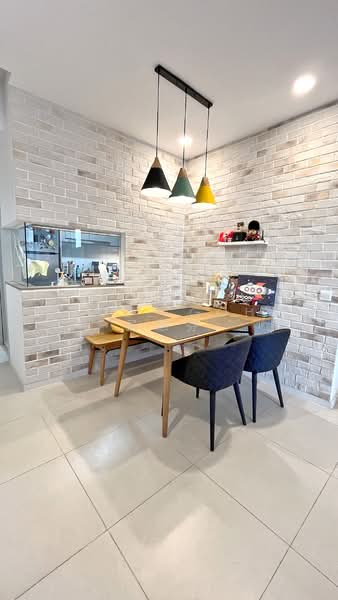 Twin VEW, 93 West Coast Vale, 3 Bedrooms, 1,055 sqft, Condominium For Sale, by Adel Goh 吴慧芬, 500149656 - Dining Room - PropertyGuru.com.sg