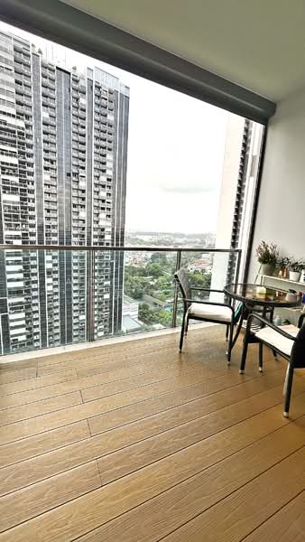 Twin VEW, 93 West Coast Vale, 3 Bedrooms, 1,055 sqft, Condominium For Sale, by Adel Goh 吴慧芬, 500149656 - Balcony - PropertyGuru.com.sg