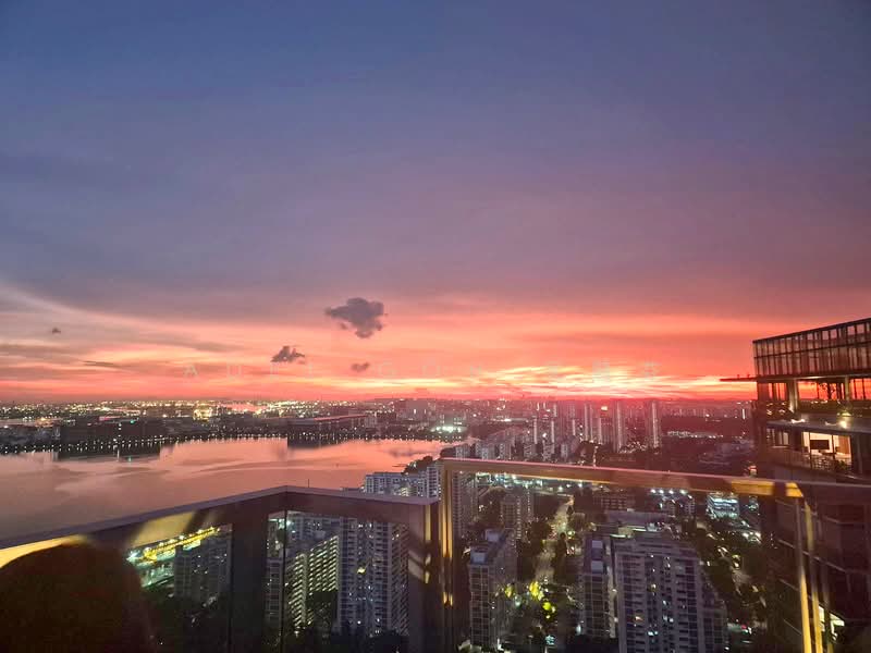 Twin VEW, 93 West Coast Vale, 3 Bedrooms, 1,055 sqft, Condominium For Sale, by Adel Goh 吴慧芬, 500149656 - View - PropertyGuru.com.sg