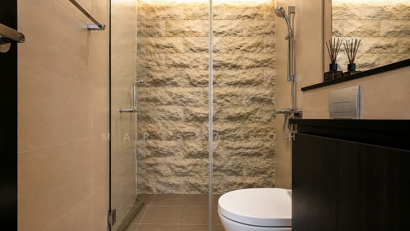 Detached with Wide Frontage of 13m Within Exclusive Bungalow Zoning 1km to MGS, Holland Green, Jalan Lim Tai See, Holland Grove View, Bukit Timah, Holland Road, 5 Bedrooms, 4,318 sqft, Detached House For Sale, by Marissa Soh, 500149664 - Bathroom - PropertyGuru.com.sg