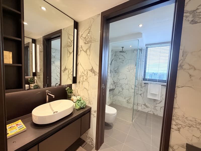Tembusu Grand, 94 Jalan Tembusu, 5 Bedrooms, 2,691 sqft, Condominium For Sale, by Jonathan Tan, 500149675 - Bathroom - PropertyGuru.com.sg