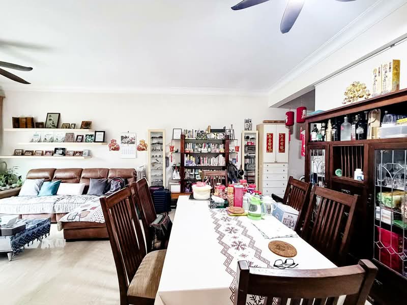 Hillview Green, 67 Hume Avenue, 3 Bedrooms, 1,281 sqft, Condominium For Sale, by Kesinee Kess, 500149681 - Living Room - PropertyGuru.com.sg