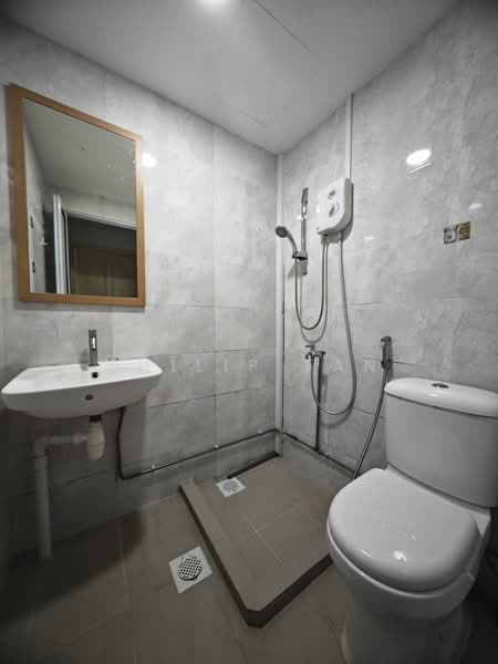 The Sunny Spring, 50 Lorong 40 Geylang, Room Rental, 135 sqft, Apartment For Rent, by Philip Tan, 500149685 - Bathroom - PropertyGuru.com.sg