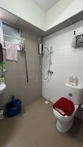 178C Rivervale Crescent, 178C Rivervale Crescent, 3 Bedrooms, 1,001 sqft, HDB Flat For Sale, by Lavena Xu, 500149690 - Bathroom - PropertyGuru.com.sg