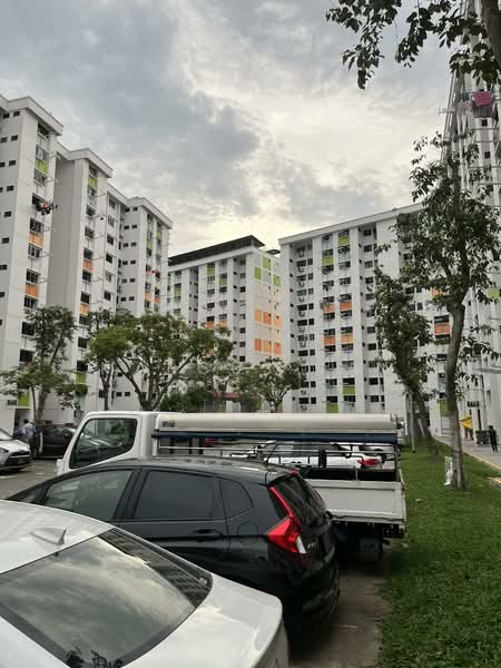 770 Yishun Avenue 3, 770 Yishun Avenue 3, Room Rental, 250 sqft, HDB Flat For Rent, by Marcus Tay, 500149691 - Exterior - PropertyGuru.com.sg