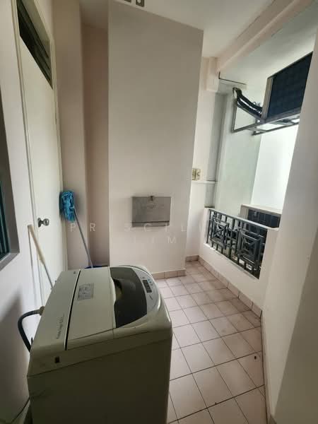 Serenity Park, 157A Tamarind Road, 2 Bedrooms, 1,098 sqft, Condominium For Rent, by Priscillia Lim, 500149699 - Balcony - PropertyGuru.com.sg