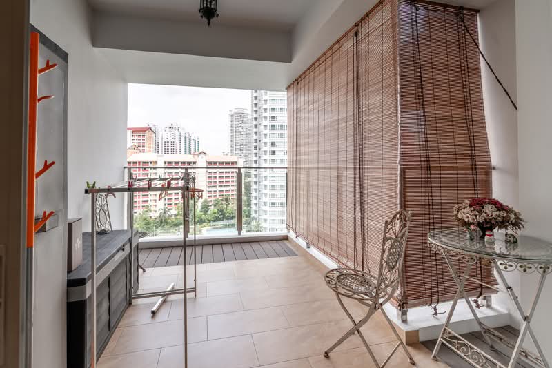 Clover By The Park, 2 Bishan Street 25, 3 Bedrooms, 1,216 sqft, Condominium For Sale, by California ., 500149704 - Balcony - PropertyGuru.com.sg