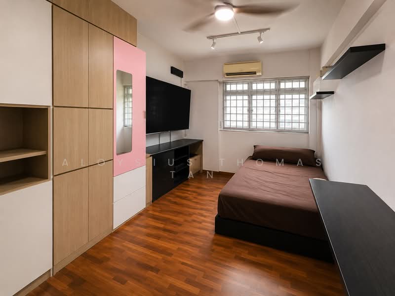 111 Bukit Purmei Road, 111 Bukit Purmei Road, 3 Bedrooms, 1,119 sqft, HDB Flat For Sale, by Aloysius Thomas Tan, 500149713 - Bedroom - PropertyGuru.com.sg