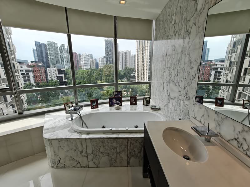 Cliveden at Grange, 100 Grange Road, 3 Bedrooms, 2,153 sqft, Condominium For Sale, by Joseph Tan, 500149720 - Bathroom - PropertyGuru.com.sg