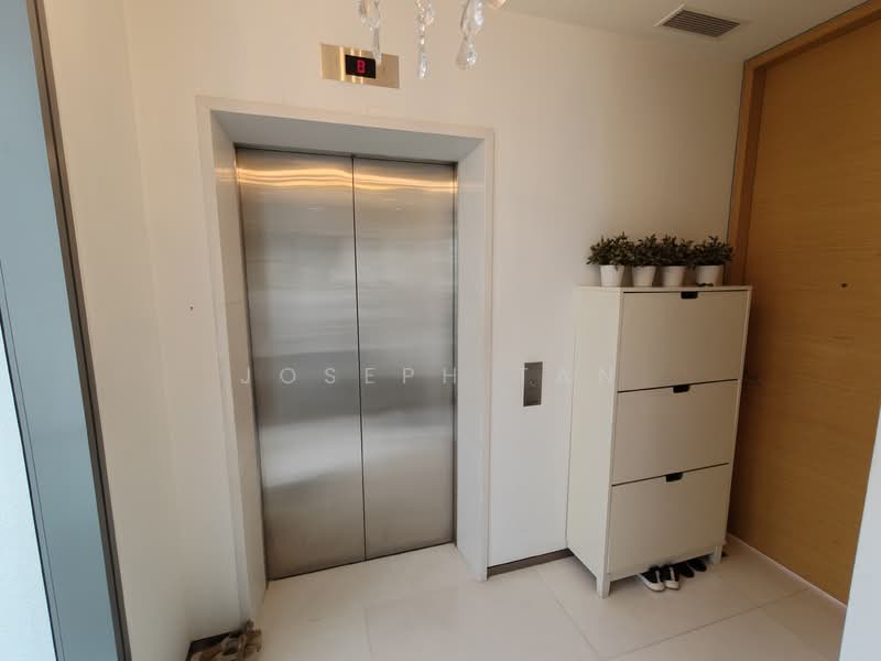 Cliveden at Grange, 100 Grange Road, 3 Bedrooms, 2,153 sqft, Condominium For Sale, by Joseph Tan, 500149720 - Corridor - PropertyGuru.com.sg