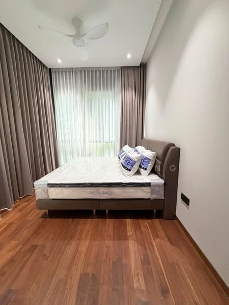 Grange 1866, 74 Grange Rd, 2 Bedrooms, 764 sqft, Condominium For Rent, by Linda Yang, 500149721 - Bedroom - PropertyGuru.com.sg