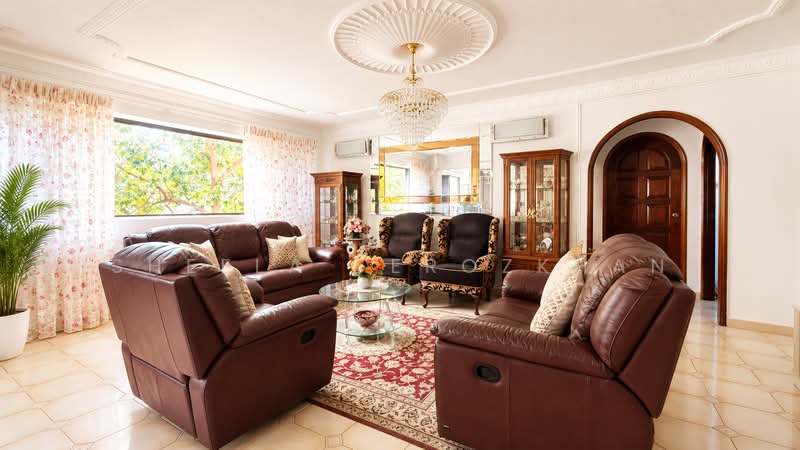 171 Bedok South Road, 171 Bedok South Road, 3 Bedrooms, 1,313 sqft, HDB Flat For Sale, by Sheela Ferozkhan, 500149734 - Living Room - PropertyGuru.com.sg