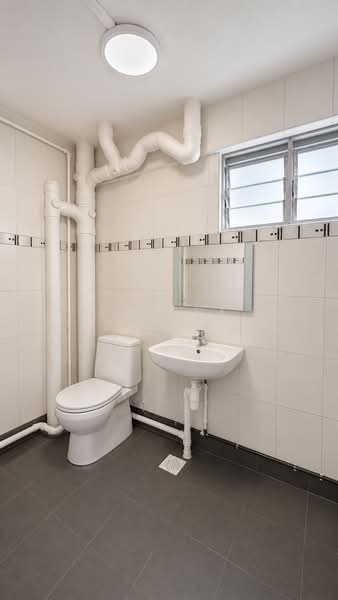 171 Bedok South Road, 171 Bedok South Road, 3 Bedrooms, 1,313 sqft, HDB Flat For Sale, by Sheela Ferozkhan, 500149734 - Bathroom - PropertyGuru.com.sg