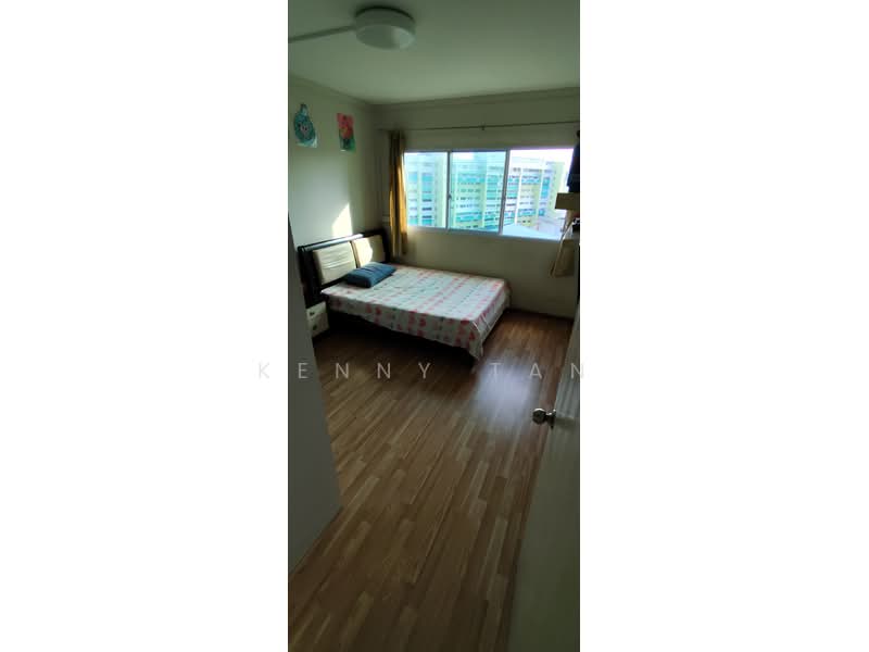805 Woodlands Street 81, 805 Woodlands Street 81, 6 Bedrooms, 2,034 sqft, HDB Flat For Sale, by Kenny Tan, 500149737 - Bedroom - PropertyGuru.com.sg