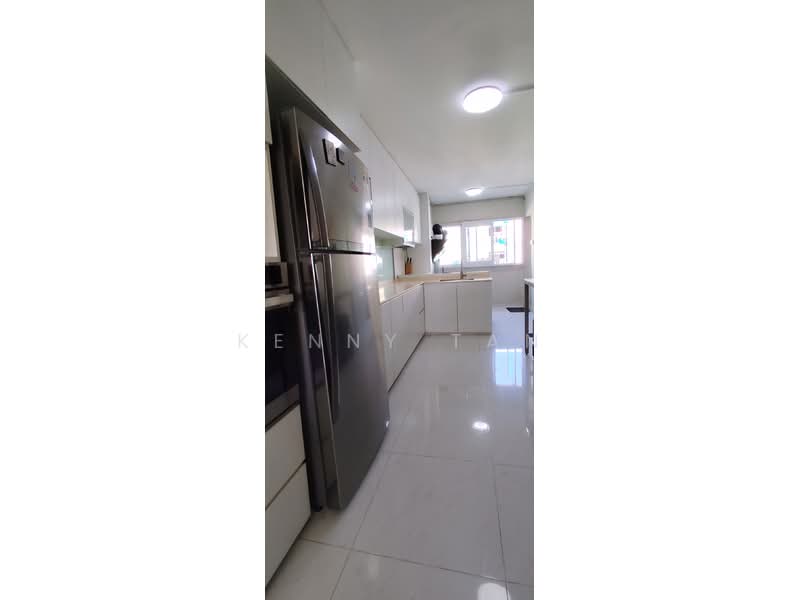 805 Woodlands Street 81, 805 Woodlands Street 81, 6 Bedrooms, 2,034 sqft, HDB Flat For Sale, by Kenny Tan, 500149737 - Kitchen - PropertyGuru.com.sg