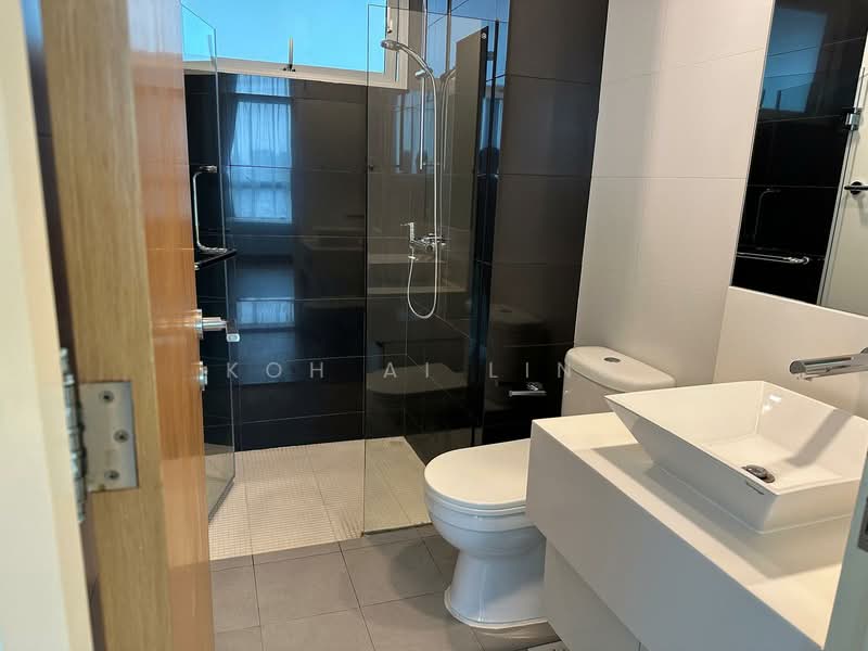 Meyer Residence, 3 Meyer Place, 2 Bedrooms, 904 sqft, Apartment For Rent, by Koh Ai Ling, 500149738 - Bathroom - PropertyGuru.com.sg