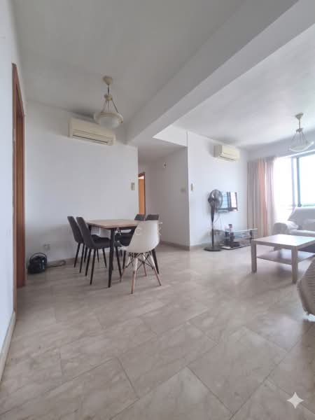 Guilin View, 20 Bukit Batok Street 52, 2 Bedrooms, 840 sqft, Condominium For Rent, by Jack Li, 500149740 - Living Room - PropertyGuru.com.sg