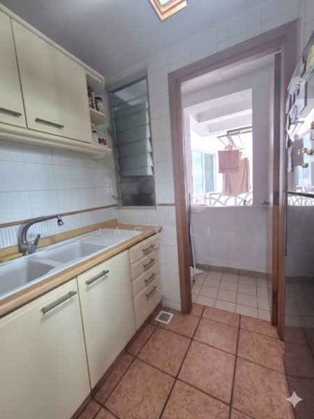 Guilin View, 20 Bukit Batok Street 52, 2 Bedrooms, 840 sqft, Condominium For Rent, by Jack Li, 500149740 - Kitchen - PropertyGuru.com.sg