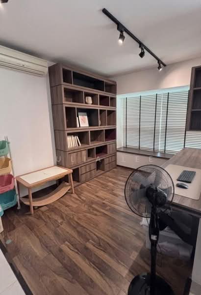 588B Ang Mo Kio Street 52, 588B Ang Mo Kio Street 52, 3 Bedrooms, 969 sqft, HDB Flat For Sale, by Julia Lee, 500149742 - Study - PropertyGuru.com.sg