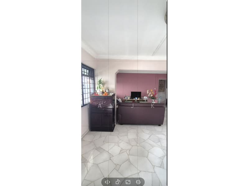 976 Hougang Street 91, 976 Hougang Street 91, 3 Bedrooms, 1,086 sqft, HDB Flat For Sale, by Tan J K, 500149747 - Living Room - PropertyGuru.com.sg