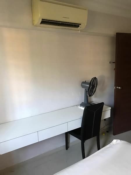 716 Clementi West Street 2, 716 Clementi West Street 2, Room Rental, 100 sqft, HDB Flat For Rent, by Darrell Wong, 500149756 - Bedroom - PropertyGuru.com.sg