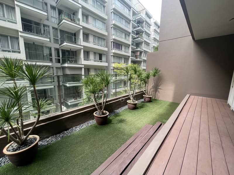 Suites at Orchard, 38 Handy Road, 1 Bedroom, 893 sqft, Condominium For Sale, by Val Ong, 500149768 - Balcony - PropertyGuru.com.sg