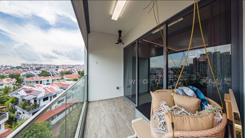 The Gazania, 7 How Sun Drive, 3 Bedrooms, 958 sqft, Condominium For Sale, by Eric Woo, 500149774 - Balcony - PropertyGuru.com.sg