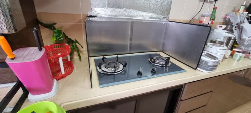 228 Bukit Batok Central, 228 Bukit Batok Central, Room Rental, 120 sqft, HDB Flat For Rent, by Louis Koh, 500149777 - Kitchen - PropertyGuru.com.sg