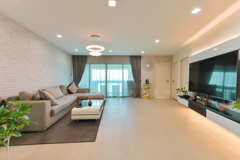 469A Admiralty Drive, 469A Admiralty Drive, 4 Bedrooms, 1,475 sqft, HDB Flat For Sale, by Sarah Wong, 500149779 - Living Room - PropertyGuru.com.sg